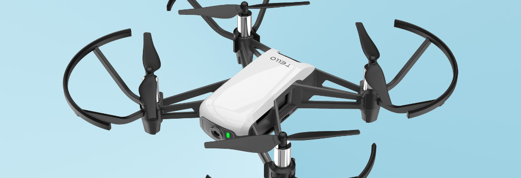 DJI Ryze Tello Boost Combo za 449 zł. Niewielki dron z dodatkowymi akcesoriami w promocji